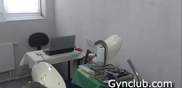 Examination on the gynecological chair of a dildo and a vibrator (04)